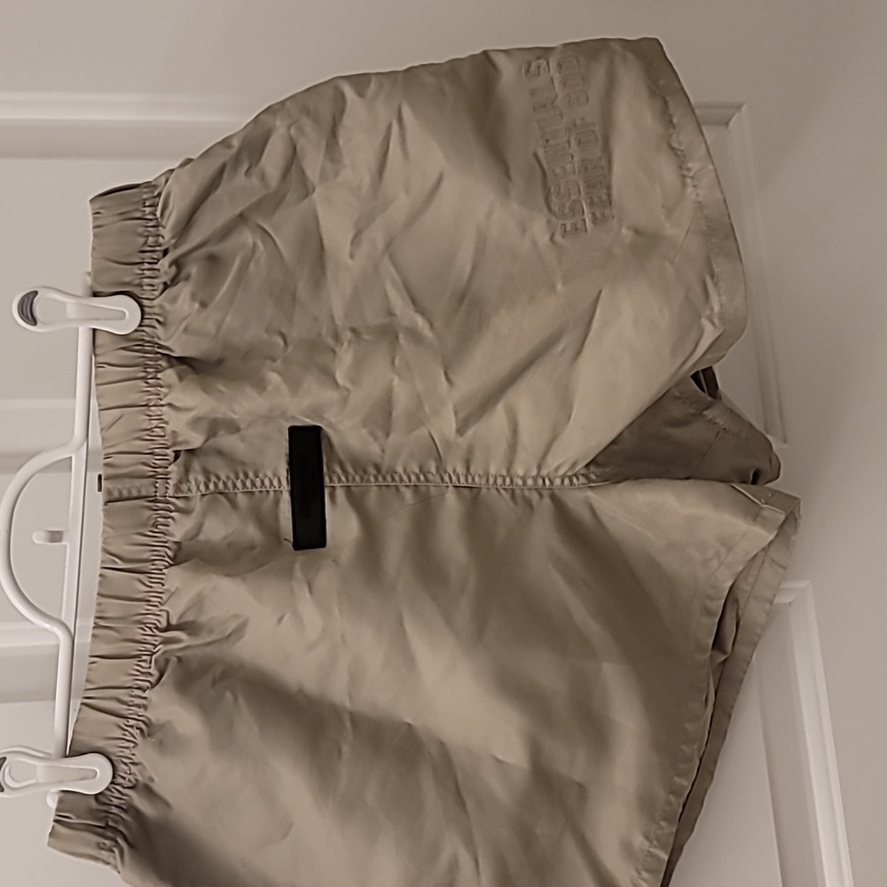 Essentials  Fear of God running shorts